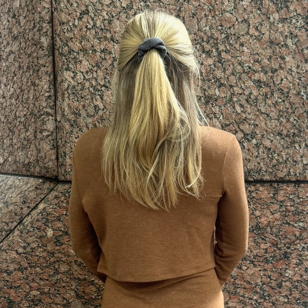 Leset Chestnut Sweater - Picture 2 of 4